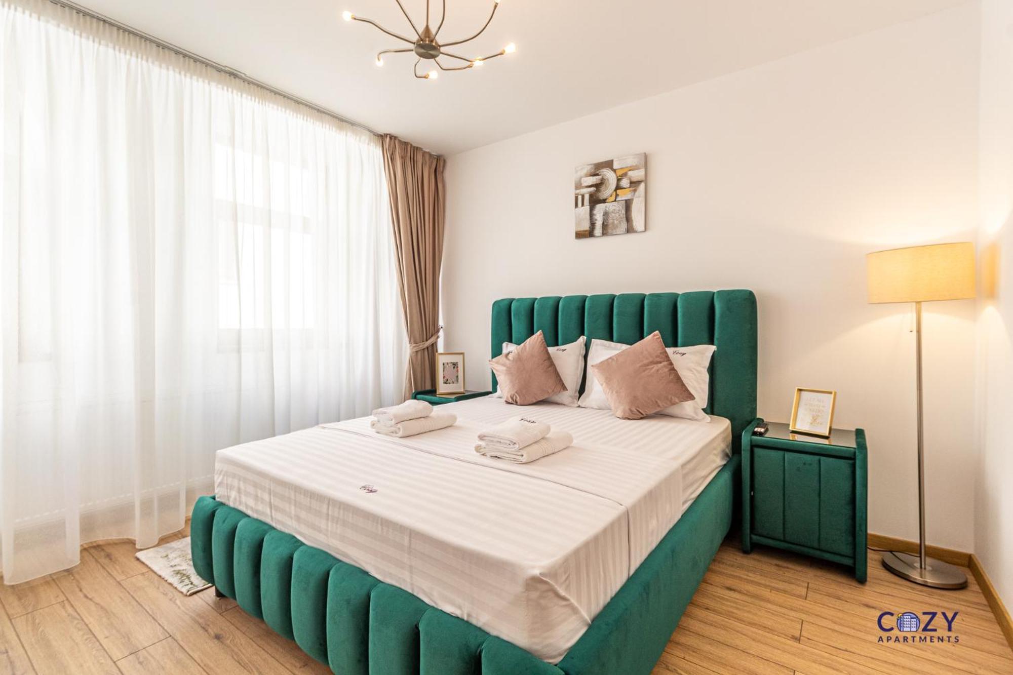 Cozy Brand New Boutique Aparthotel Brasov Exterior photo